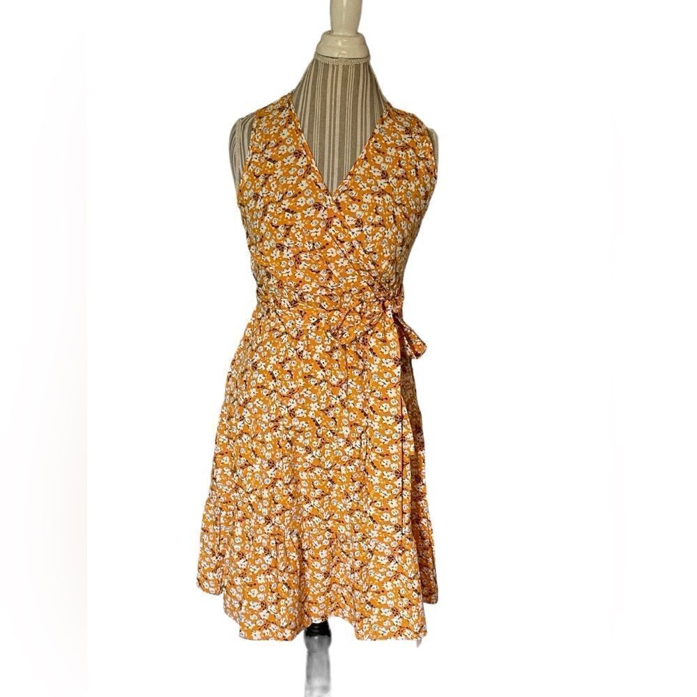 Beachsissi size small dress new with tags cute cool look for summer see pics